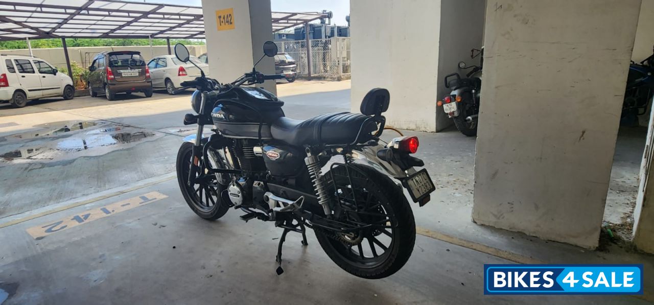 Black Honda Hness CB350 DLX Pro