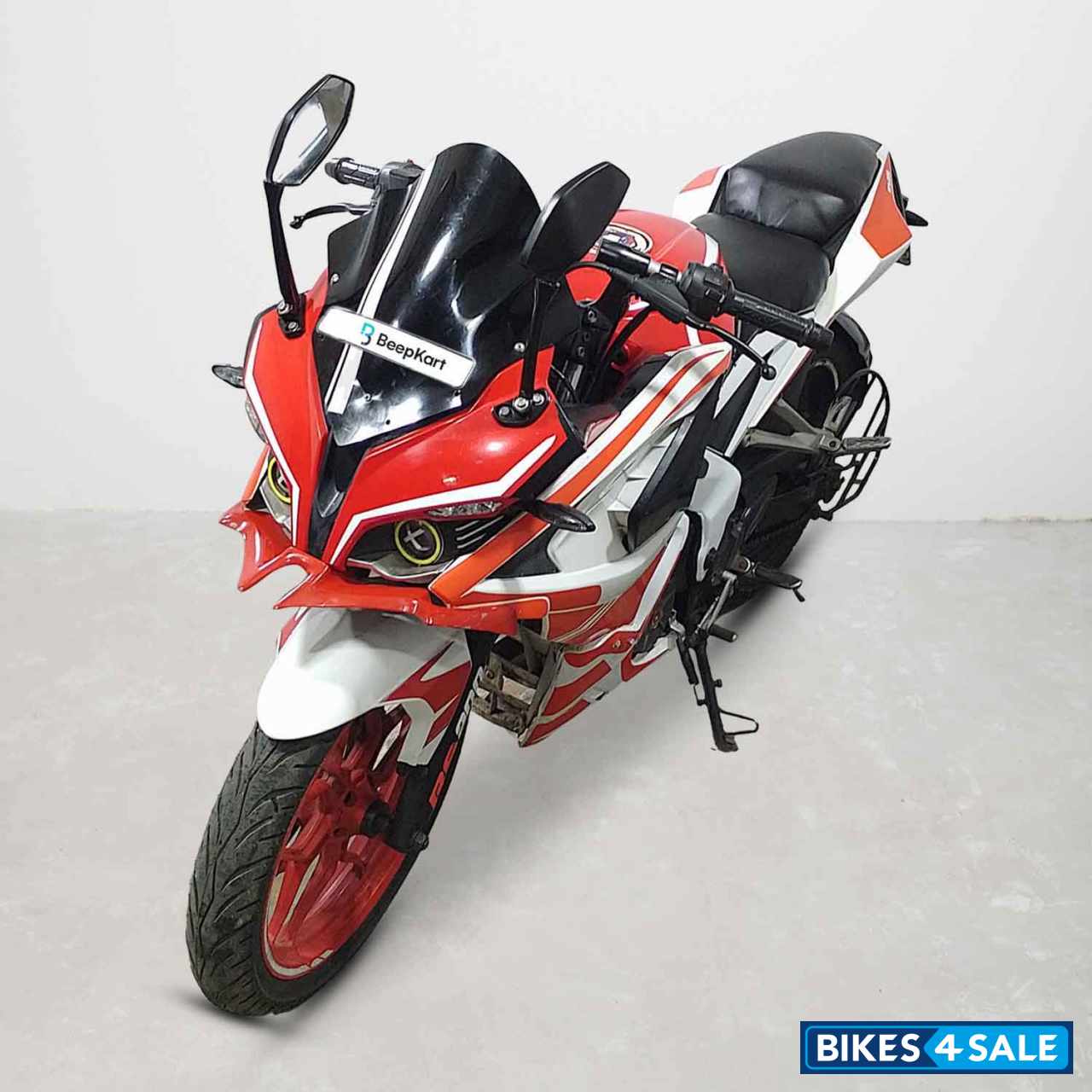 Bajaj Pulsar RS 200
