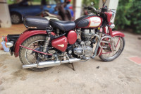 Royal Enfield Classic 350