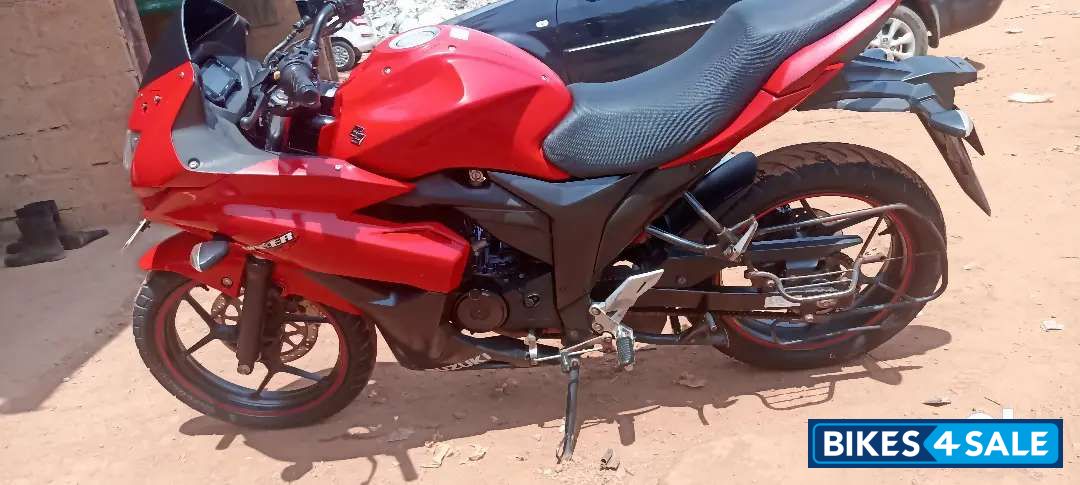 Suzuki Gixxer SF Suzuki Gixxer SF