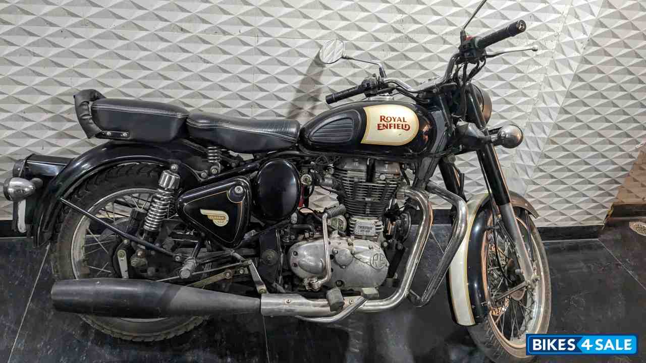 Royal Enfield Classic 500