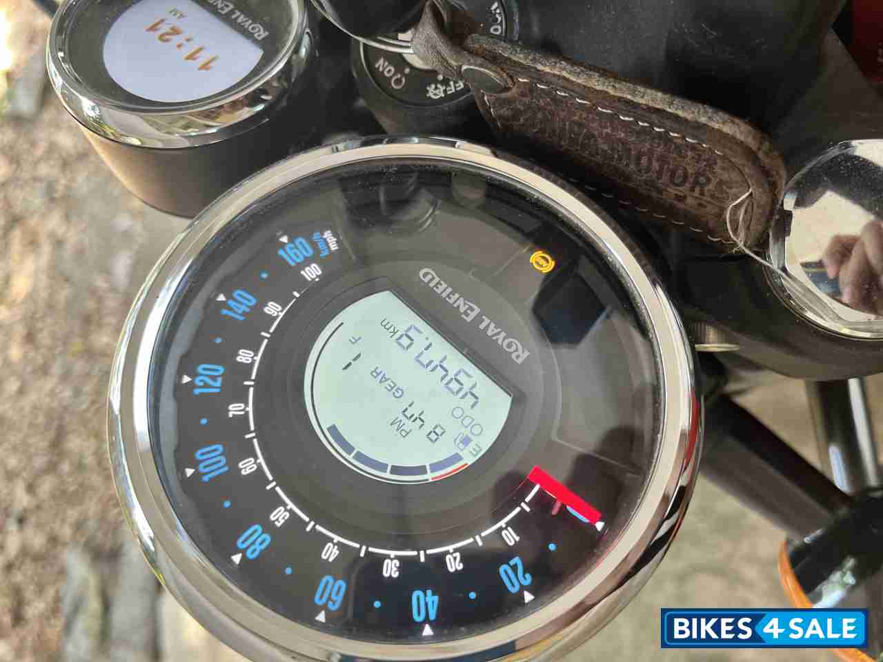 Red Royal Enfield Meteor 350 Fireball