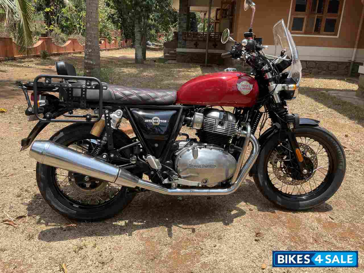 Canyon Red Royal Enfield Interceptor 650 Twin
