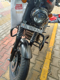 Yezdi Roadster SMOKE GRAY