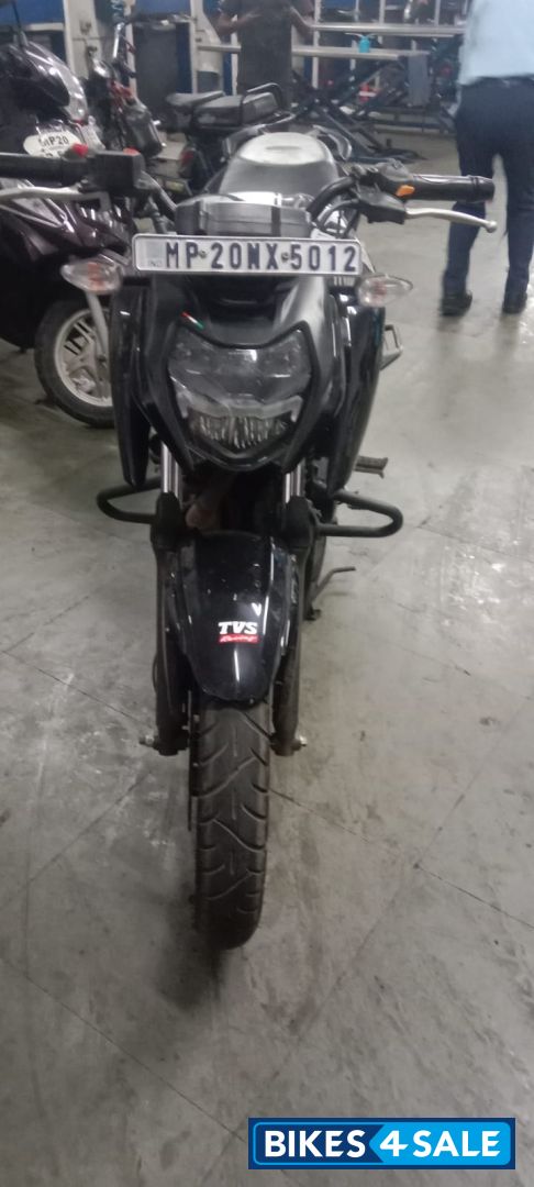 Black TVS Apache RTR 160 4V Black TVS Apache RTR 160 4V