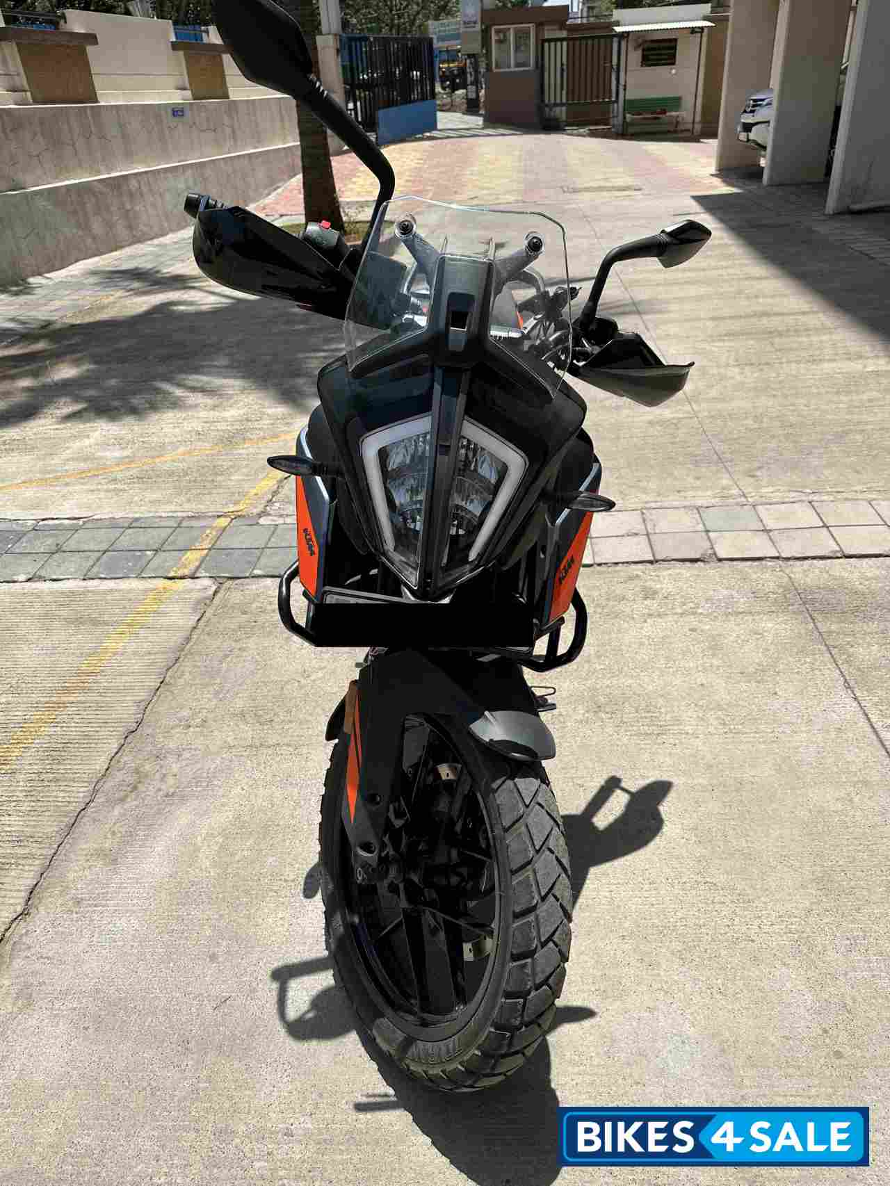 Black & Orange KTM 390 Adventure 2022 Black & Orange KTM 390 Adventure 2022