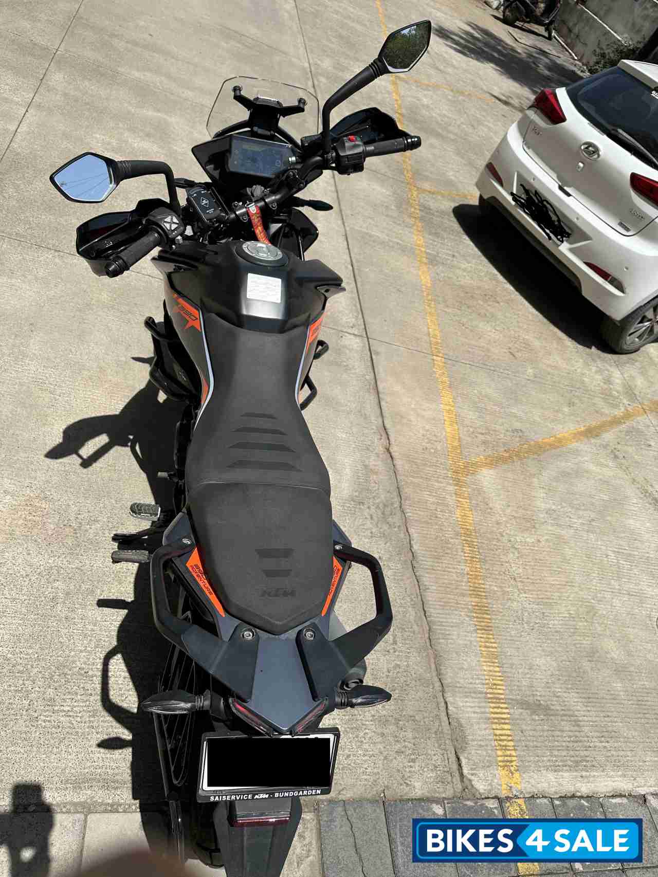 Black & Orange KTM 390 Adventure 2022 Black & Orange KTM 390 Adventure 2022
