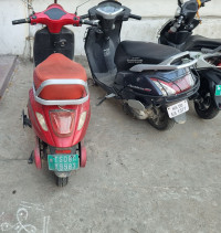 Red Pure EV epluto 7G