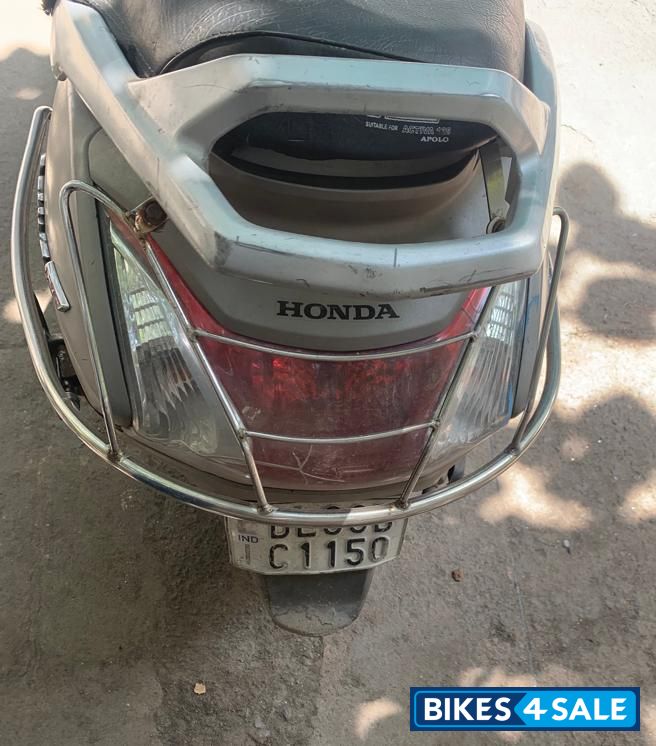 Gray Honda Activa 125