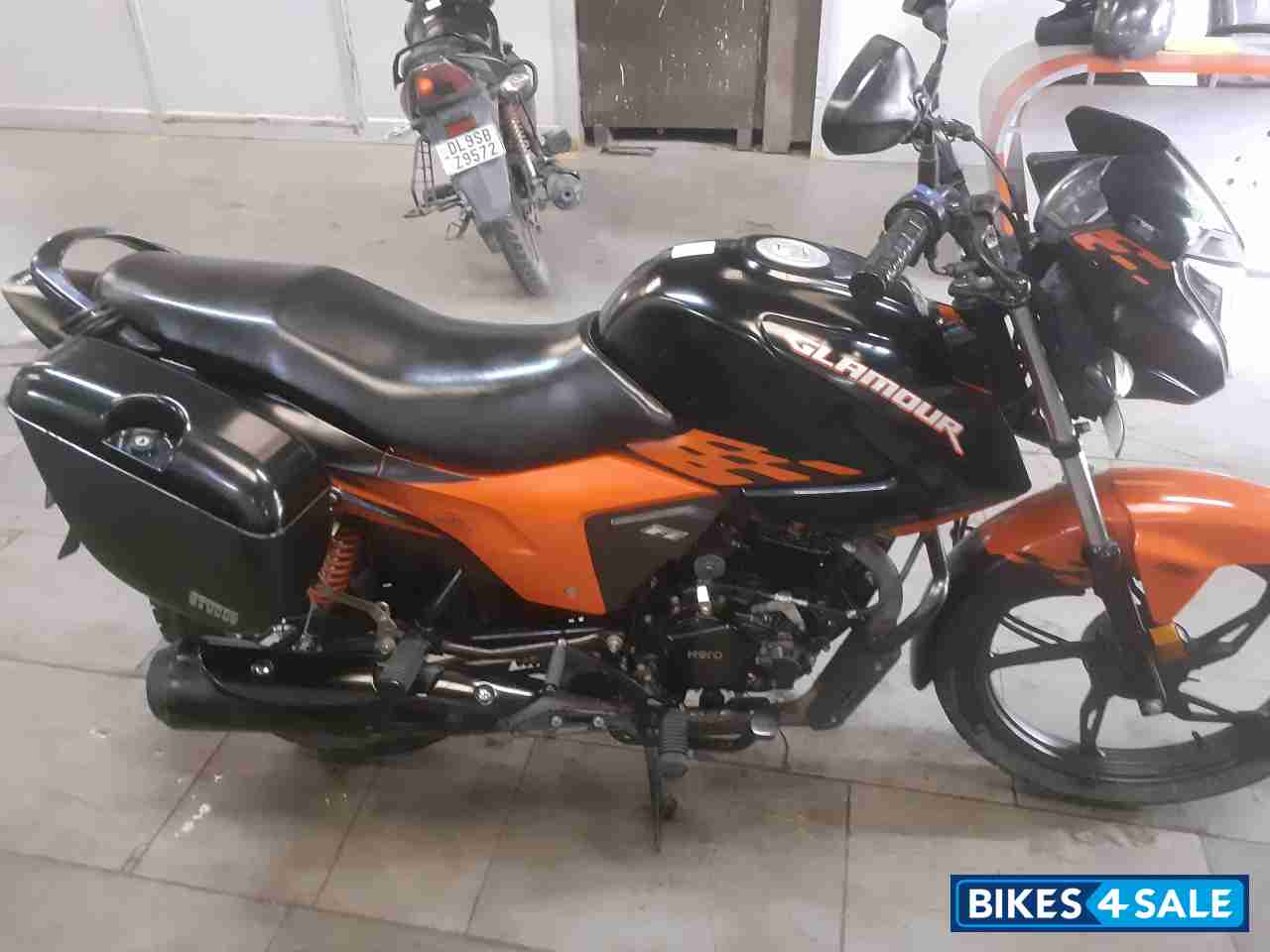 Black And Red Hero Glamour BS6