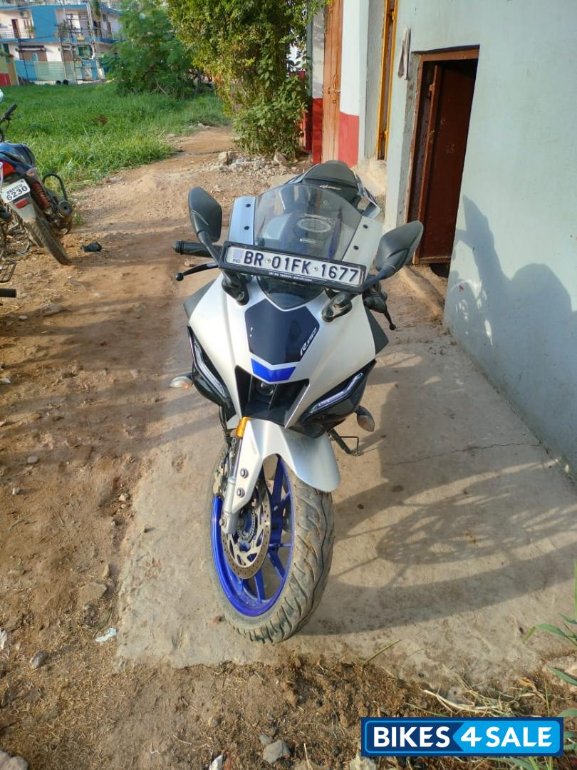 Yamaha R15M
