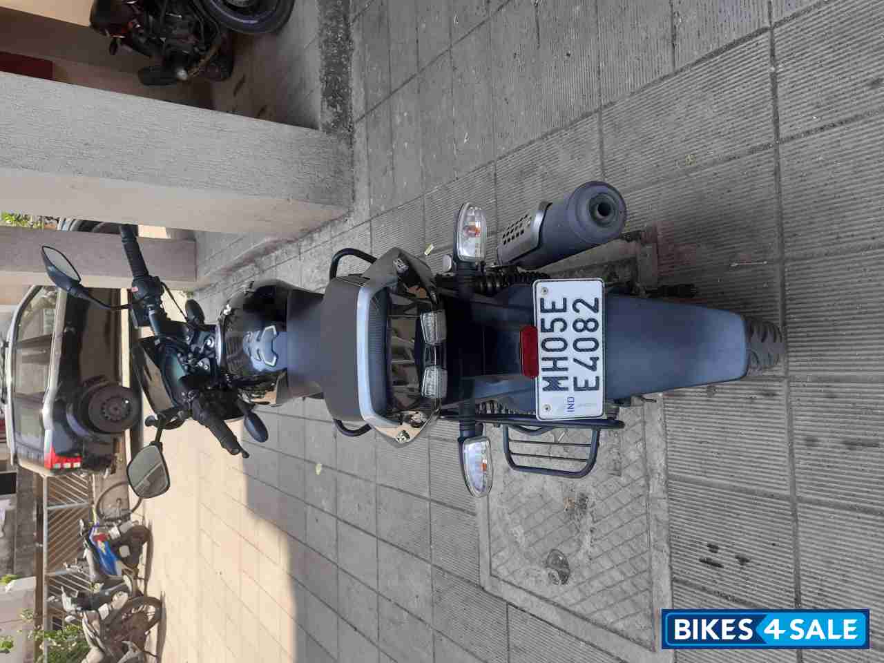 Bajaj Pulsar 125 Neon