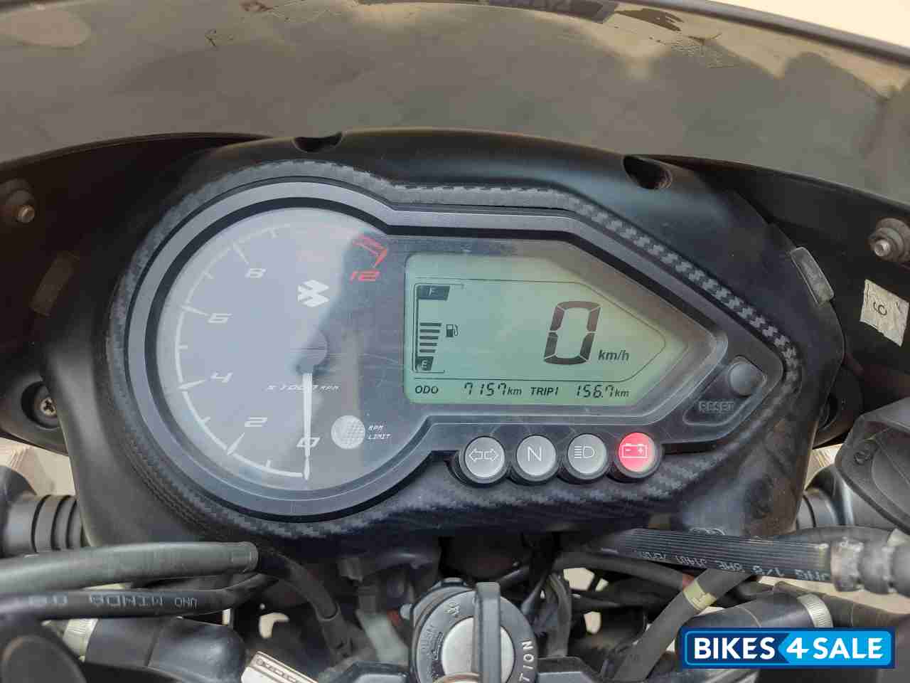 Bajaj Pulsar 125 Neon