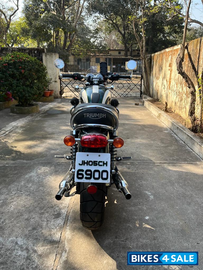 Chrome Triumph Bonneville T120