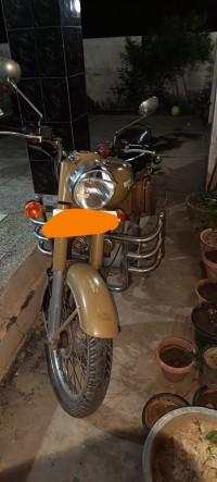 Royal Enfield Classic Desert Storm