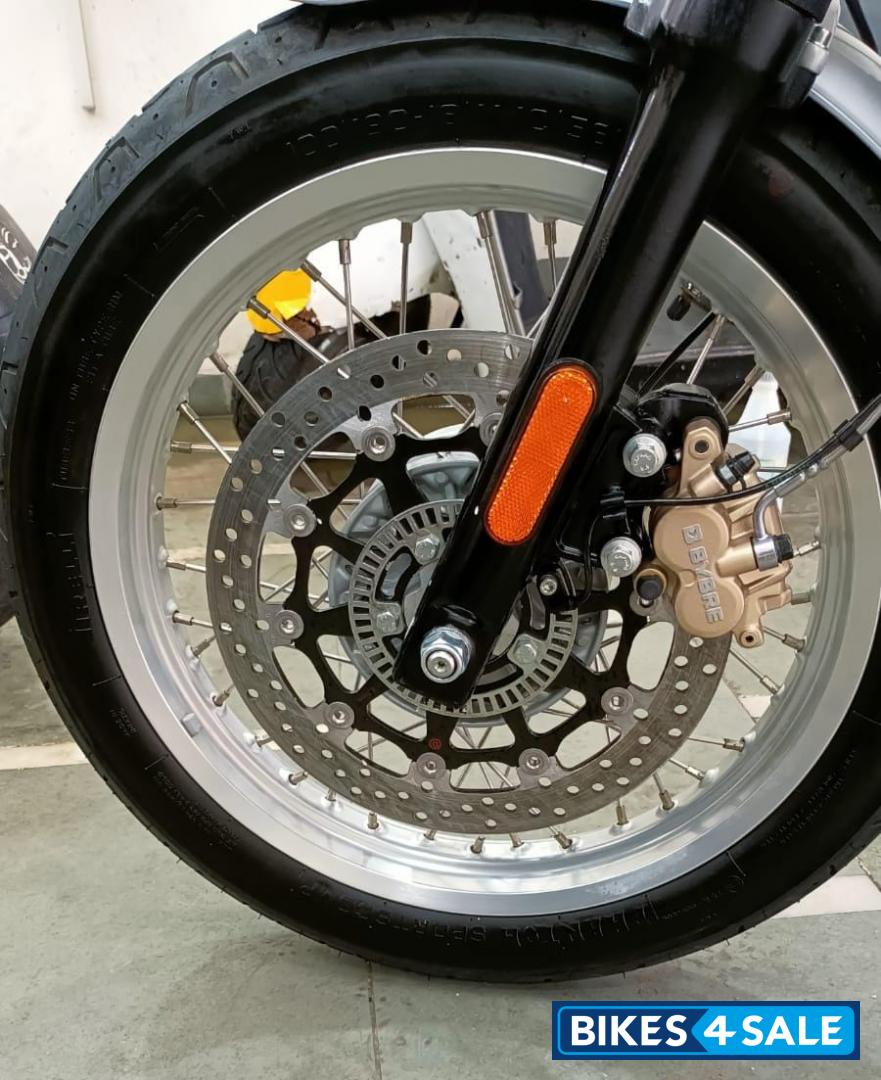 Royal Enfield Interceptor 650 Twin