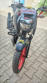 Matte Black TVS Apache RTR 160 4V Special Edition