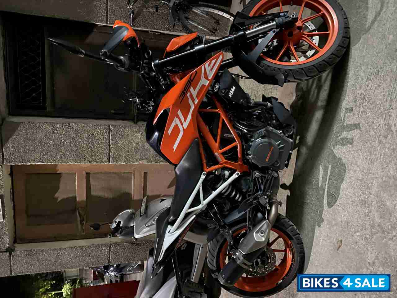 KTM Duke 390