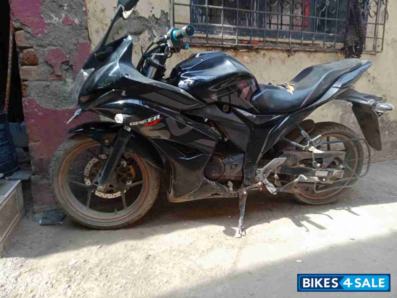 Suzuki Gixxer SF