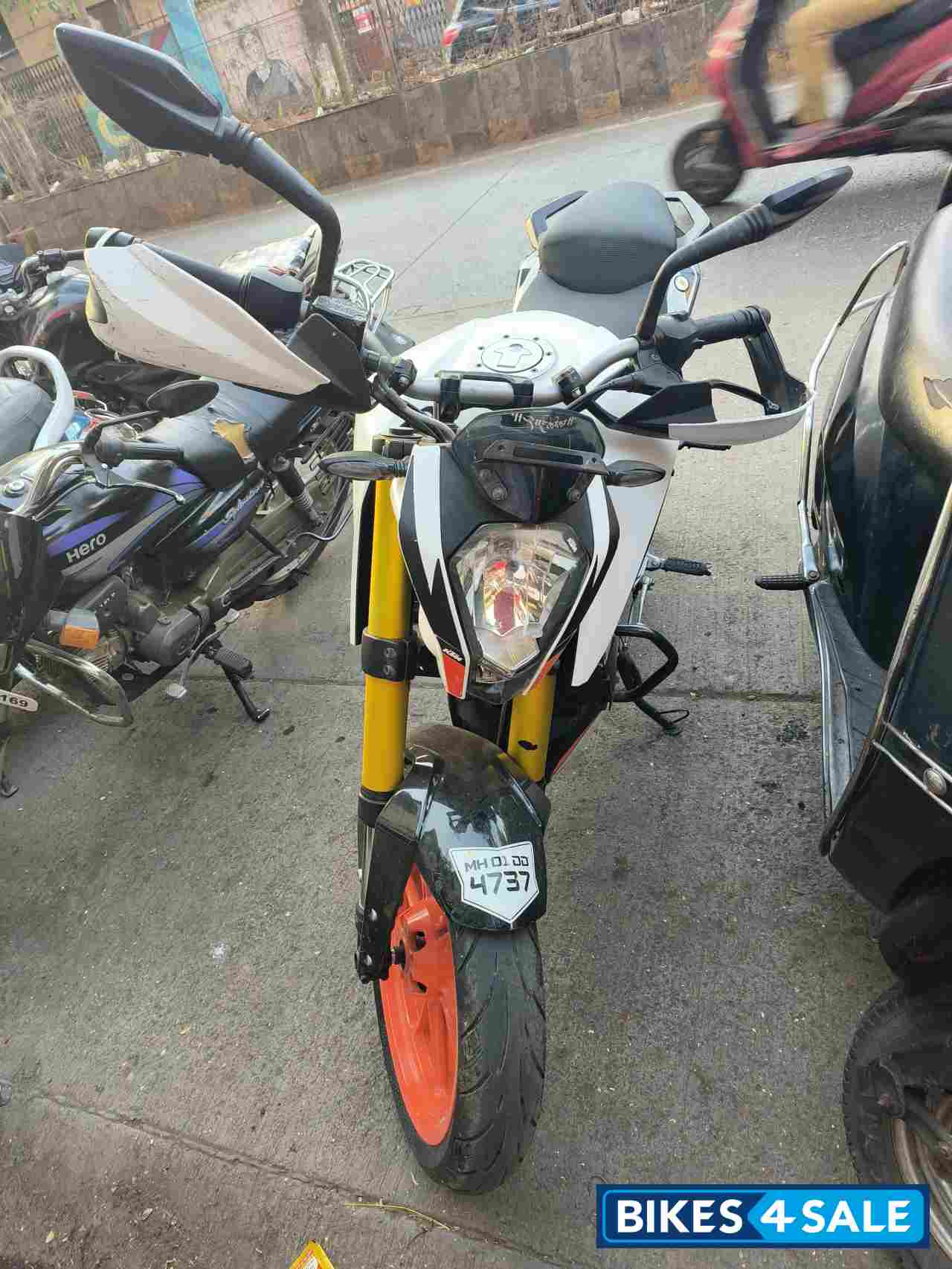 KTM Duke 200