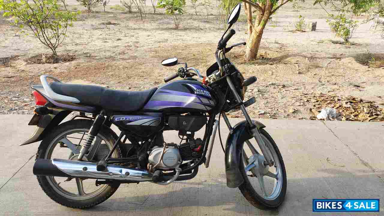 Black Hero CD Deluxe