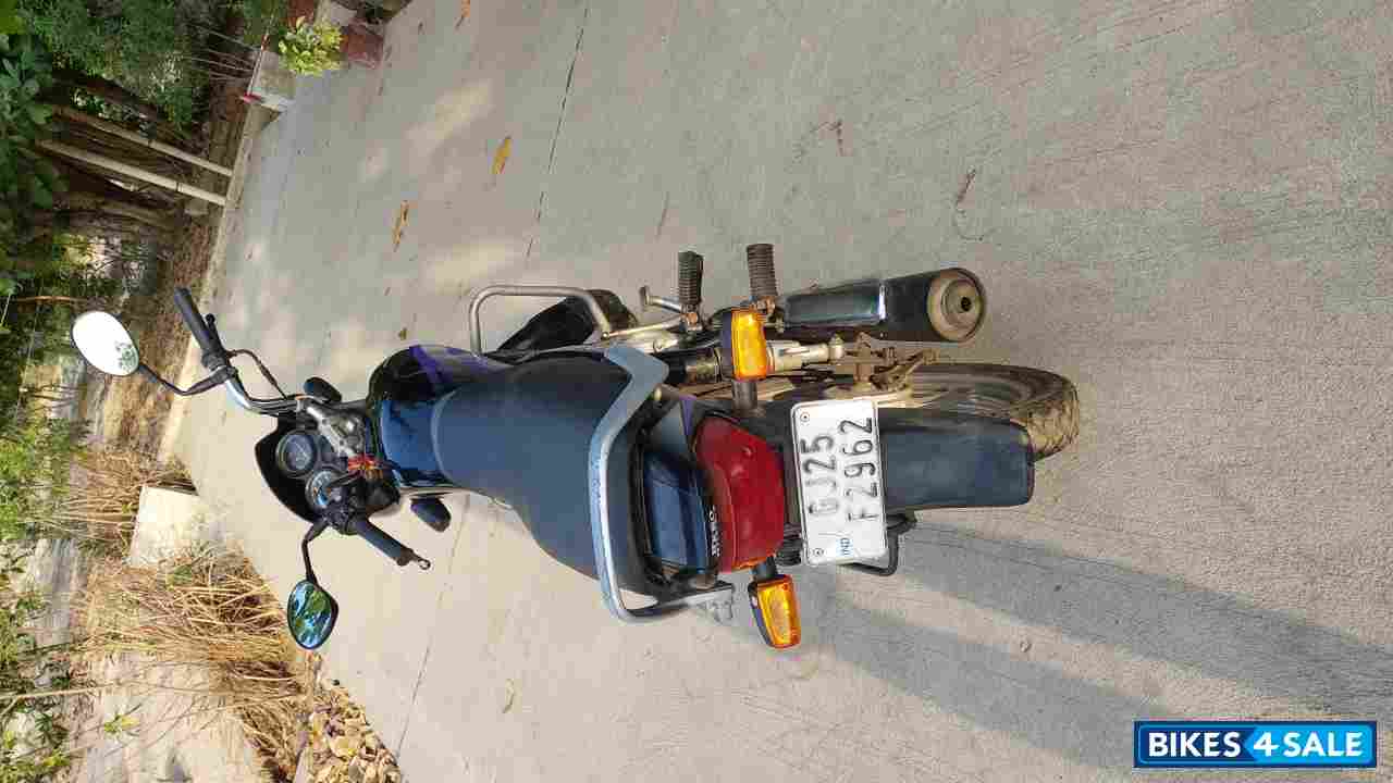 Black Hero CD Deluxe