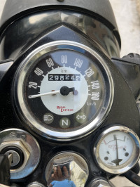 Black Royal Enfield Classic 350