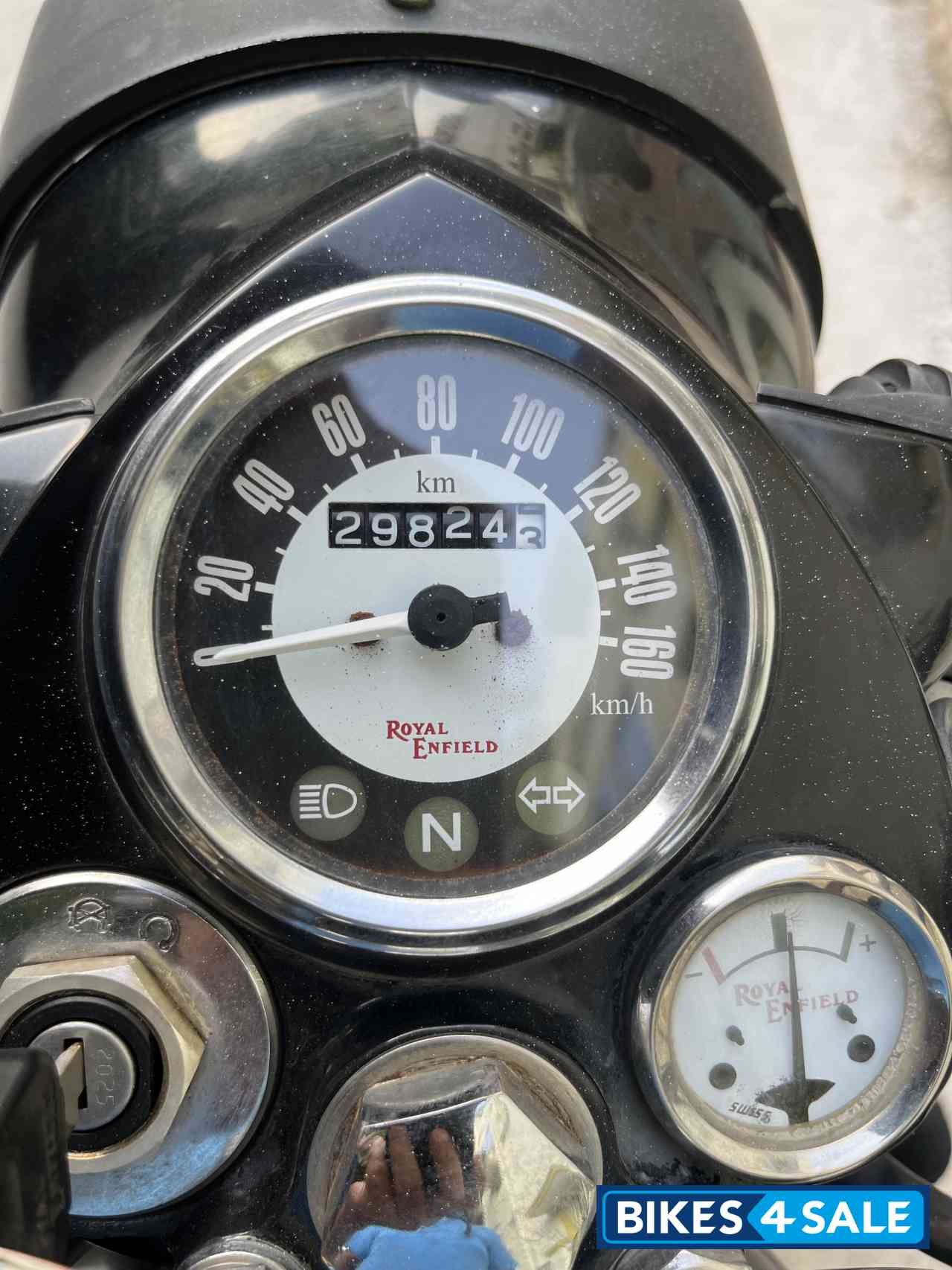 Black Royal Enfield Classic 350