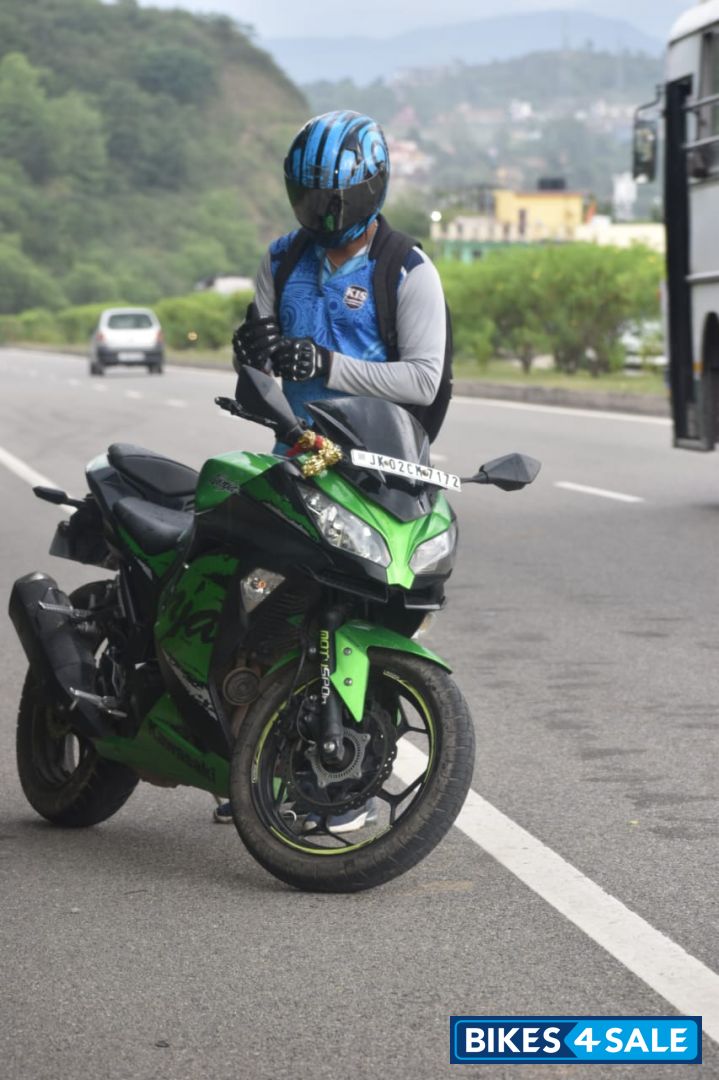 Green And Black Kawasaki Ninja 300R