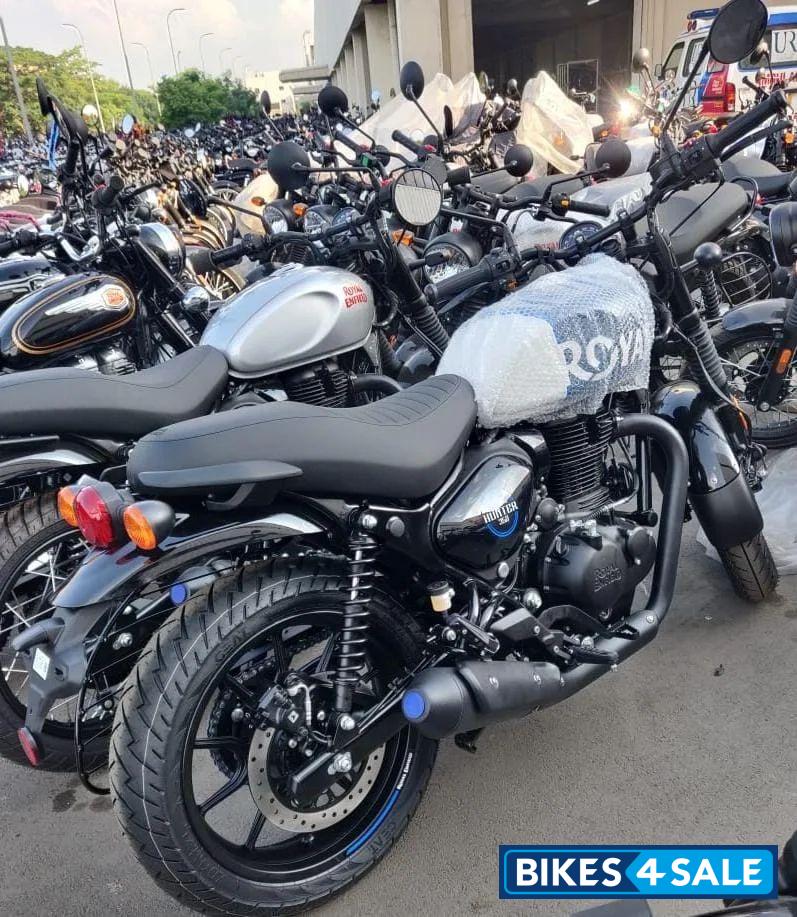 Royal Enfield Hunter 350 Retro