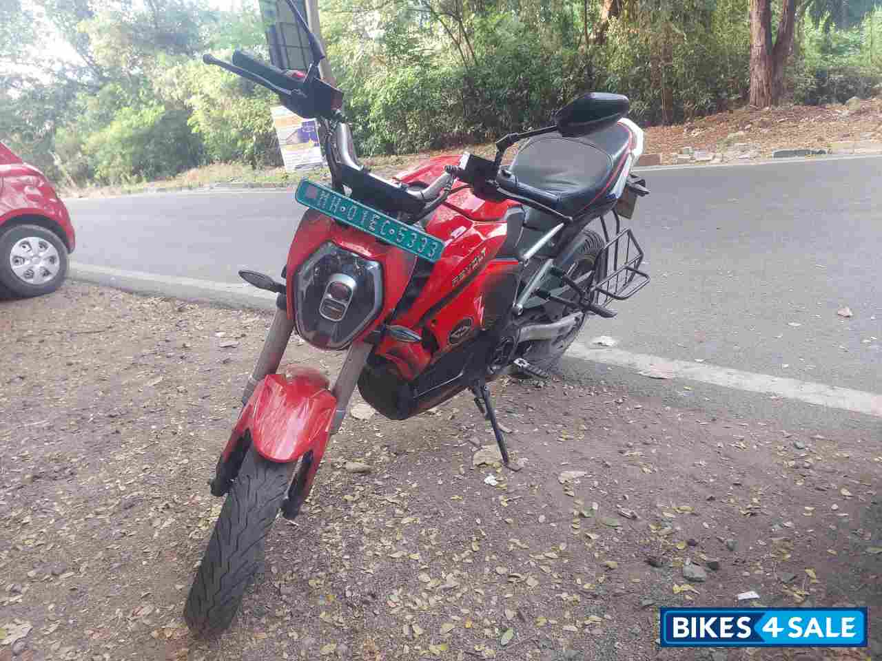 Rebel Red Revolt RV 400