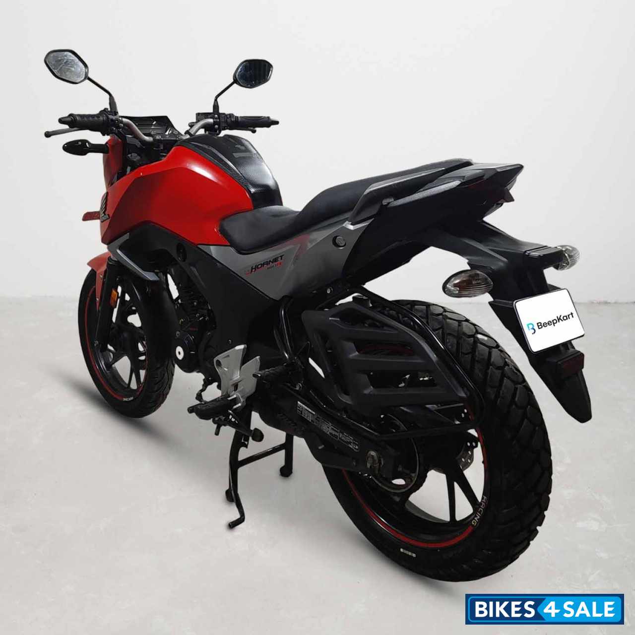 Honda CB Hornet 160R