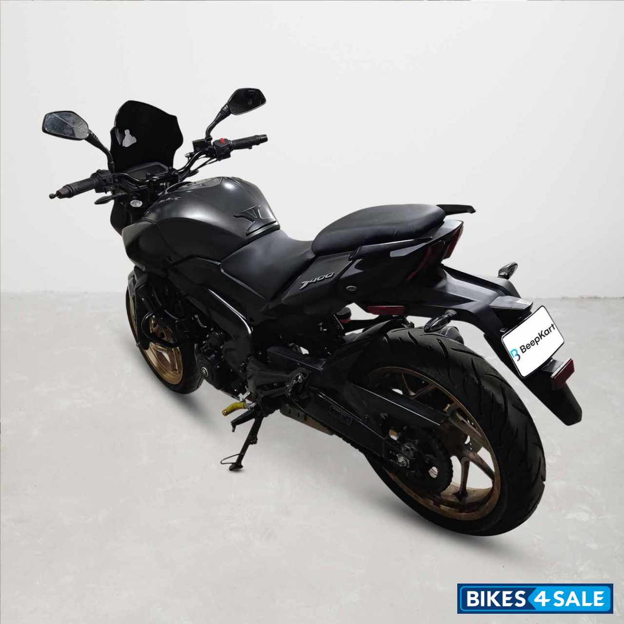 Bajaj Dominar 400