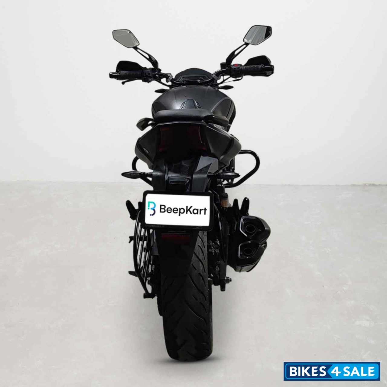 Bajaj Dominar 400