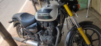 White Royal Enfield Thunderbird X 350