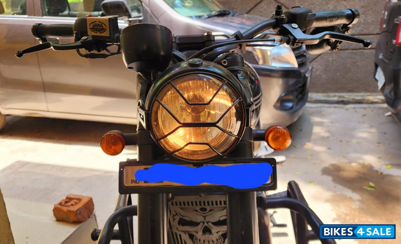 Jawa 42 Dual Channel ABS AllStar Black