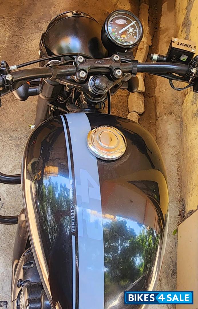 Jawa 42 Dual Channel ABS AllStar Black