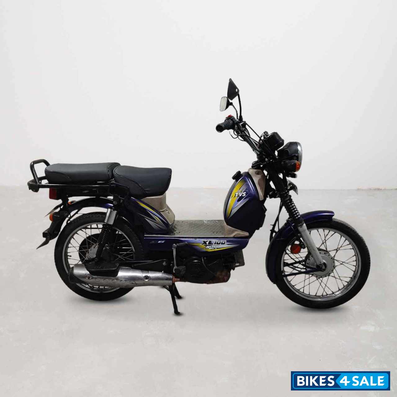 TVS XL 100 Heavy Duty