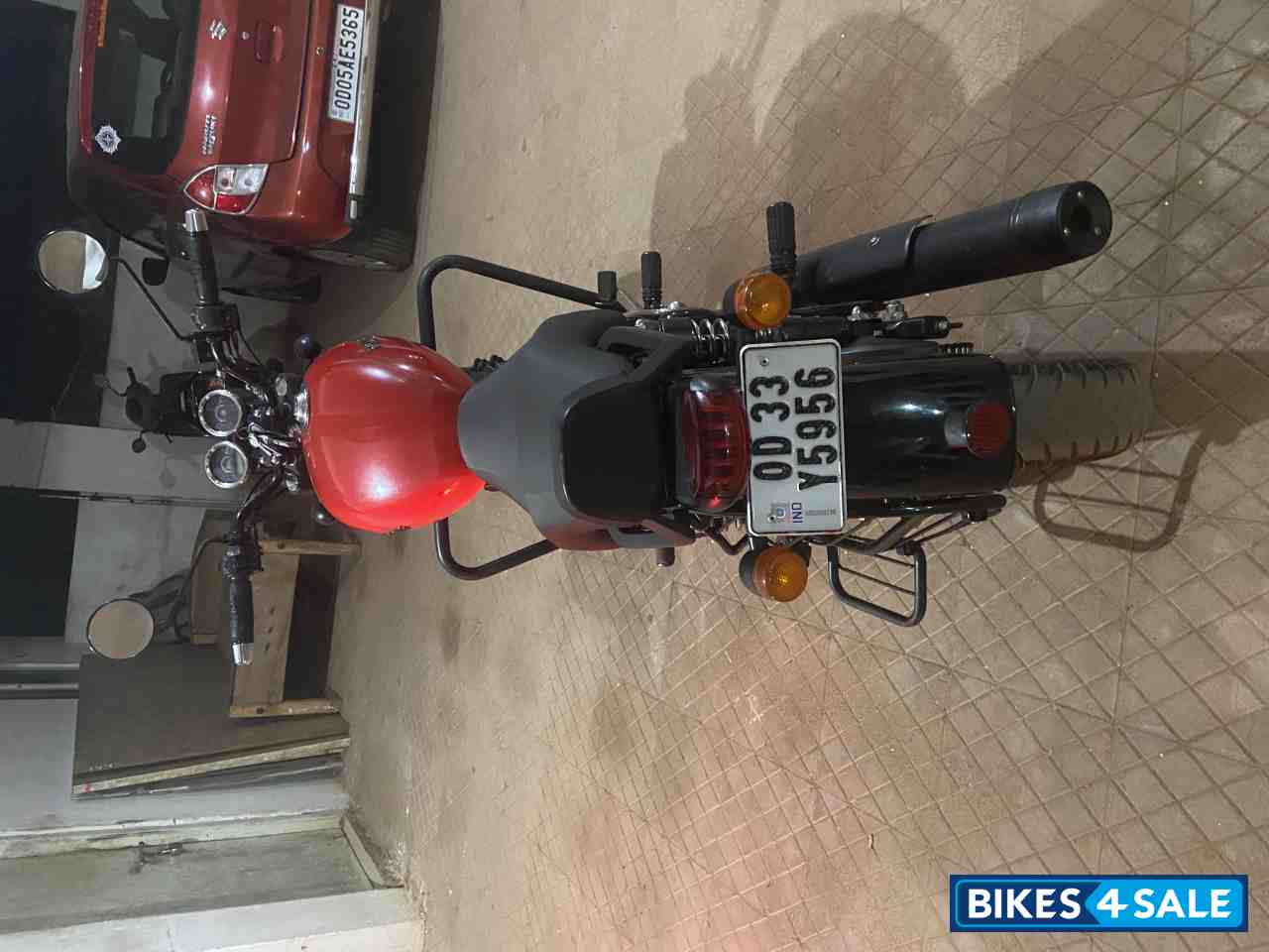 Red Royal Enfield Thunderbird X 350