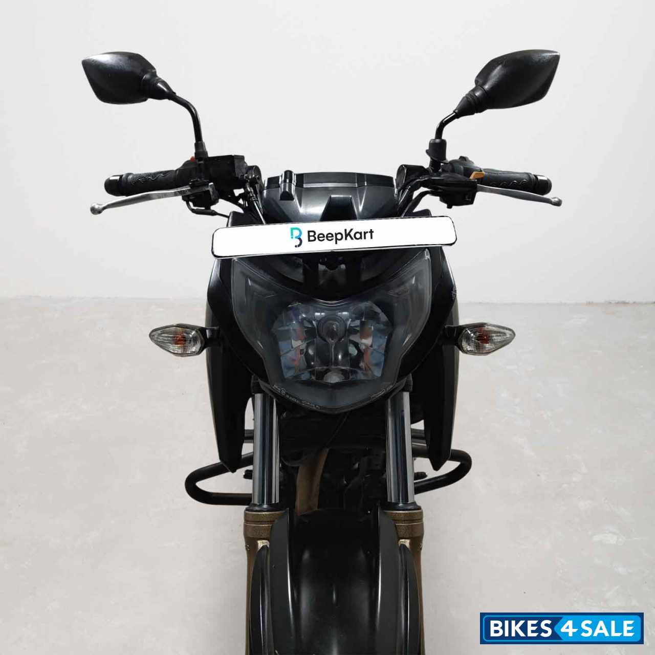TVS Apache RTR 200 4V