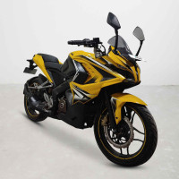 Bajaj Pulsar RS 200 2015 Model
