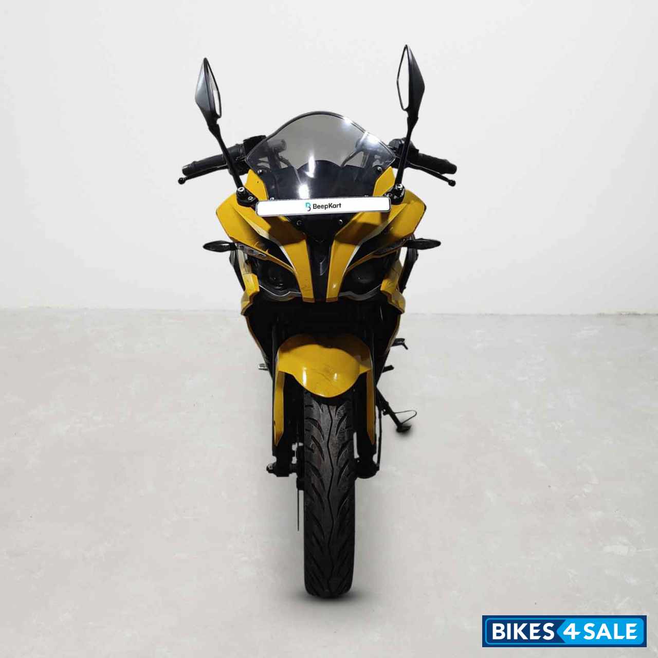 Bajaj Pulsar RS 200