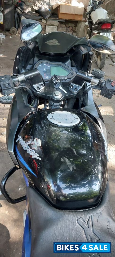 Bajaj Pulsar 220 DTSFi