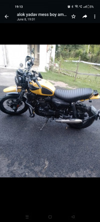 Yezdi Scrambler Single Tone