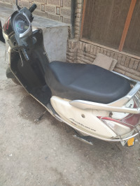 White Honda Activa 125