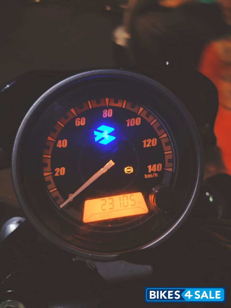 Black Bajaj Avenger Street 160 BS6