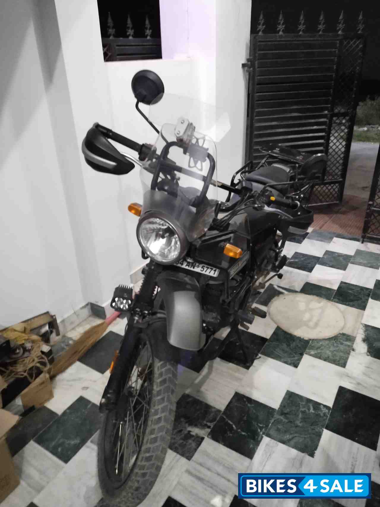 Gravel Grey Royal Enfield Himalayan BS VI