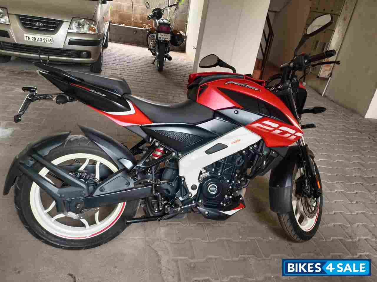 Bajaj Pulsar NS 200 BS6
