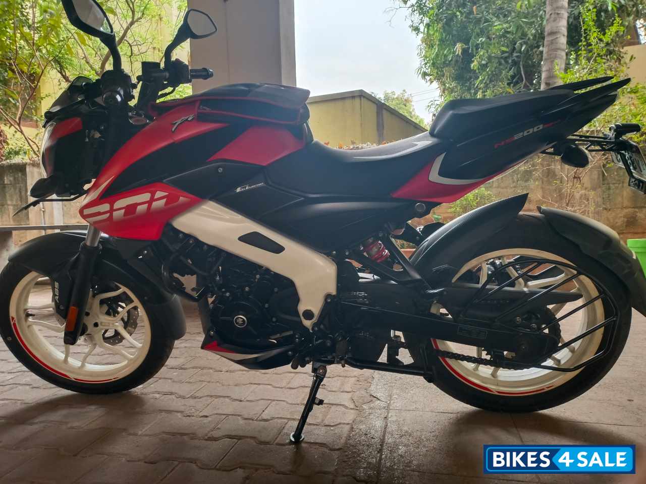 Bajaj Pulsar NS 200 BS6 Bajaj Pulsar NS 200 BS6