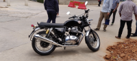 Black Royal Enfield Interceptor 650 Twin